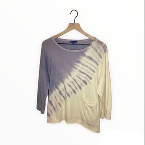 Democracy Two Toned Purple Off White Long Sleeve Sweater